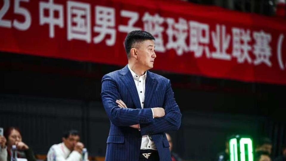 OzbA, 辅以在中国