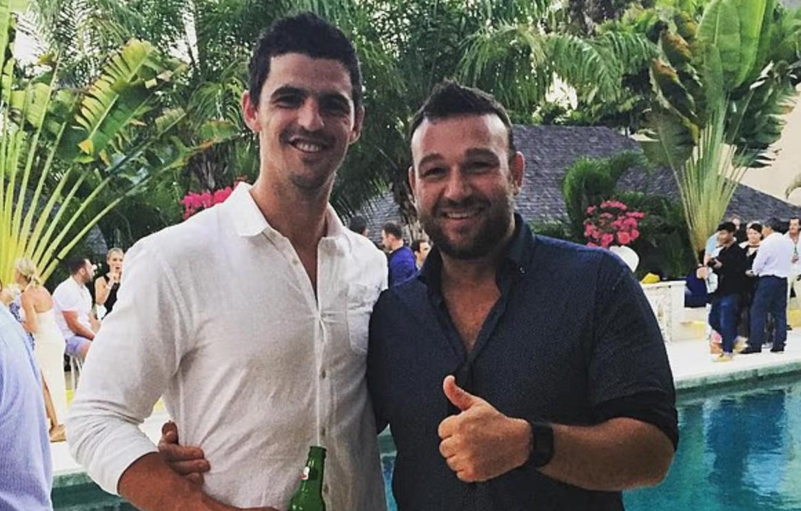 Sport, 转入与索拉, 了收购 Sport, 转入与索拉, 了收购